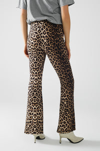 Leggings em spandex com padrão de leopardo