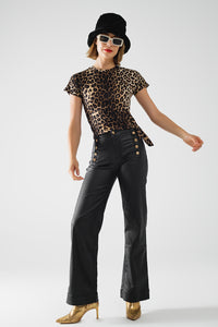 T-shirt em spandex com estampado de leopardo e pormenor de laço