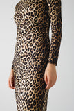 Vestido em spandex com estampado de leopardo e pormenor de pregas na cintura