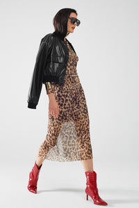 vestido midi de manga comprida com estampado de leopardo